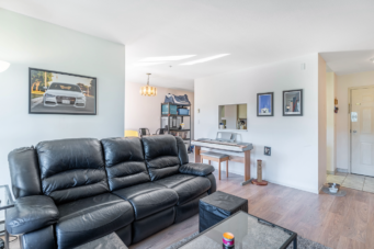 #307 223 Mountain Hwy, North Vancouver